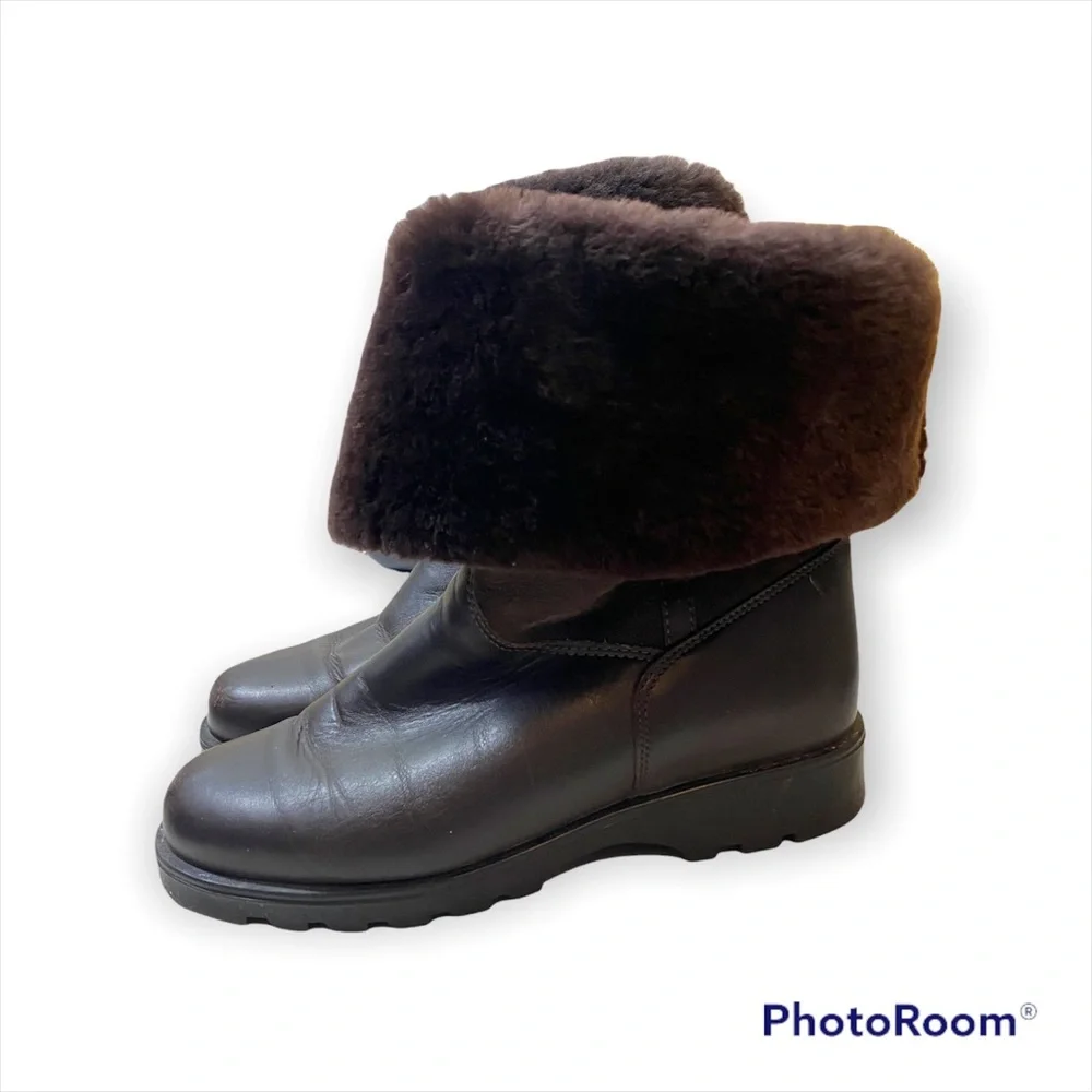 La Canadienne Shearling Boots - Cozy Waterproof Winter Boots Size 8